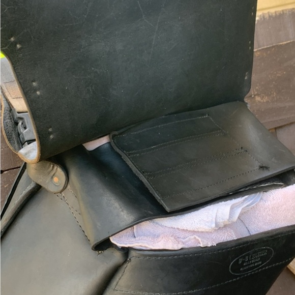 Vintage 80s Genuine Black Leather/Studs Harley-Davidson Motorcycle Saddlebags - Picture 7 of 11